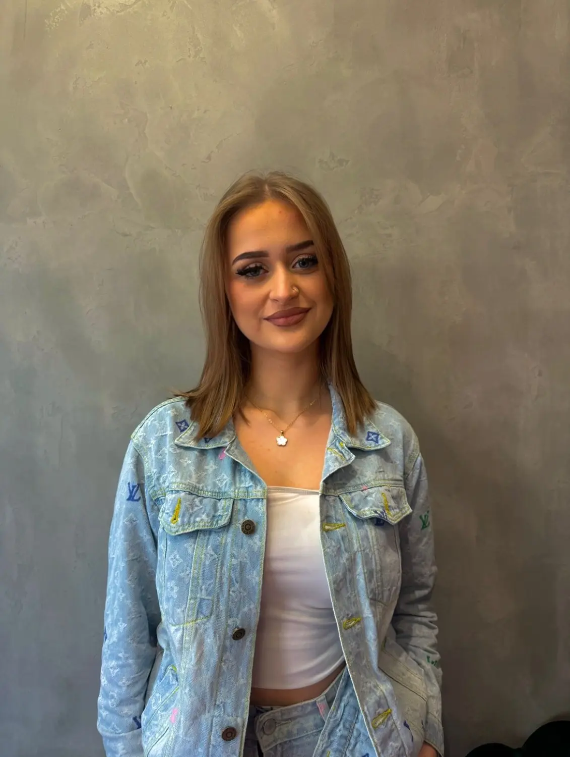 Hairfashion by Edmond - Haarschnitt und Styling - Anna 